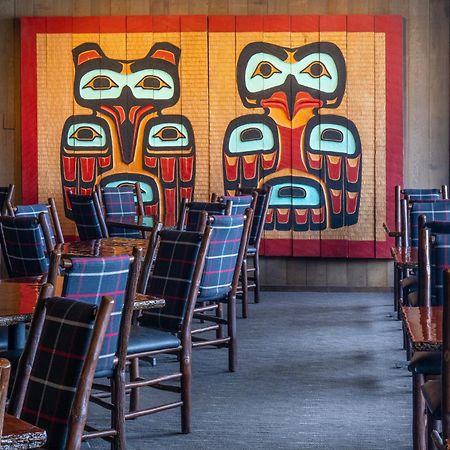 Glacier Bay Lodge Густав Екстериор снимка