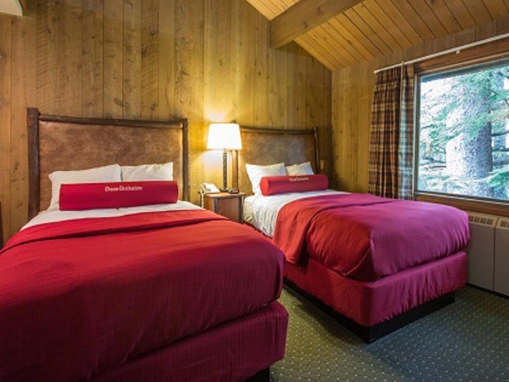 Glacier Bay Lodge Густав Екстериор снимка